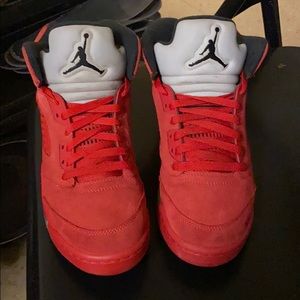 Red Air Jordan 5’s ❤️
